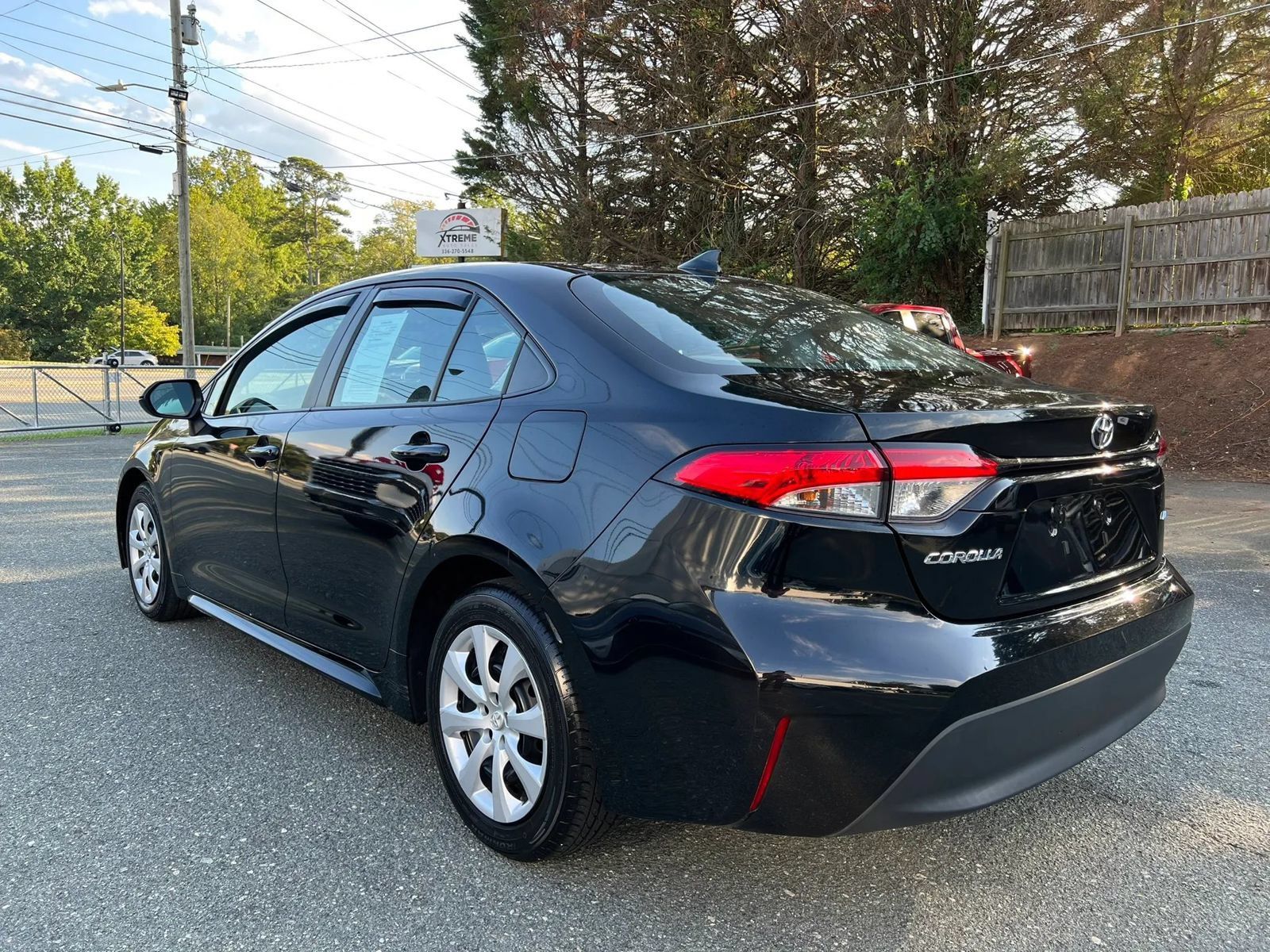 Used 2024 Toyota Corolla LE FWD image 6