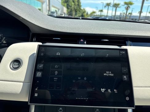 Certified 2025 Land Rover Discovery Sport S AWD/4WD image 25