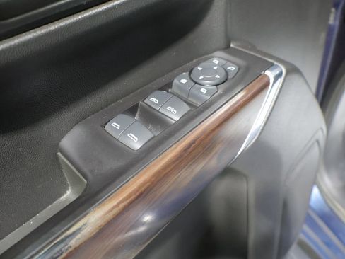 Used 2020 GMC Sierra 1500 SLT AWD/4WD image 14