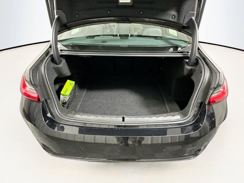 Used 2024 BMW 330i Sedan image 31