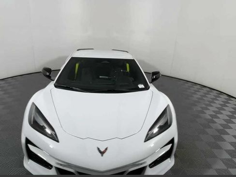 New 2025 Chevrolet Corvette E-Ray w/ ZER Performance Package AWD/4WD image 6