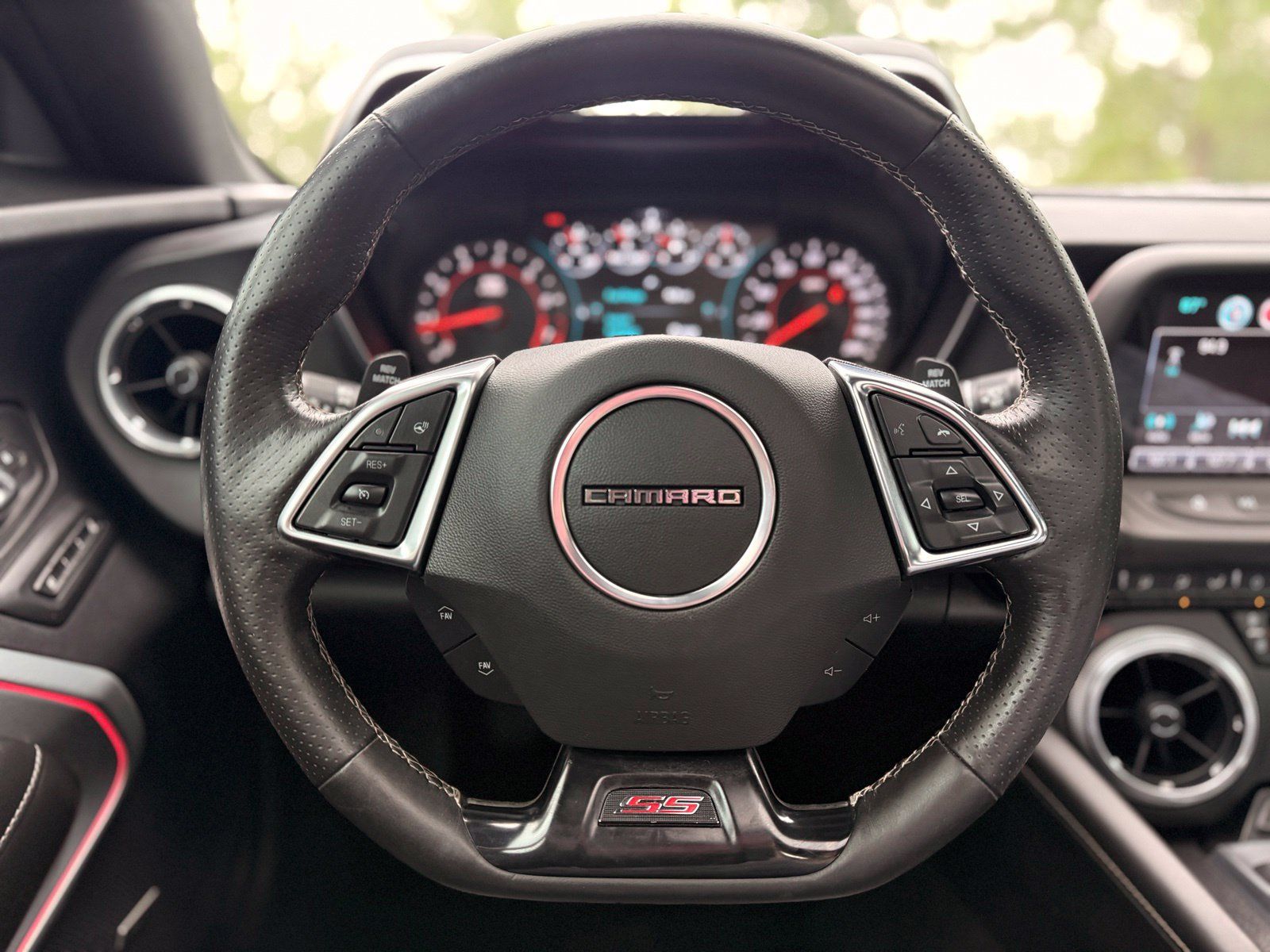 Used 2016 Chevrolet Camaro SS RWD image 25