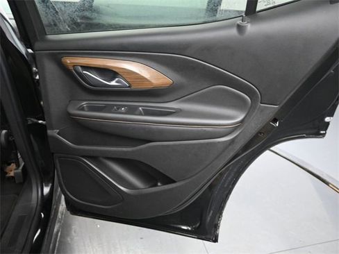 Used 2018 GMC Terrain SLE w/ Infotainment Package I image 16