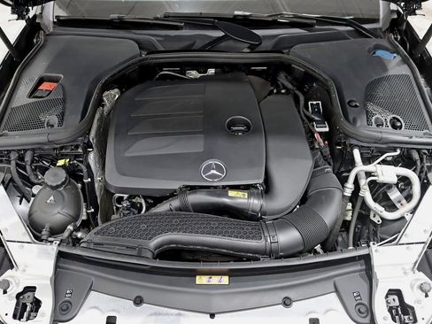 Used 2023 Mercedes-Benz E 350 4MATIC Sedan image 42