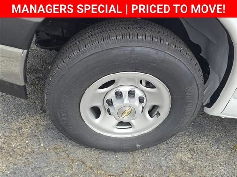 New 2025 Chevrolet Express 3500 w/ Power Convenience Package image 16