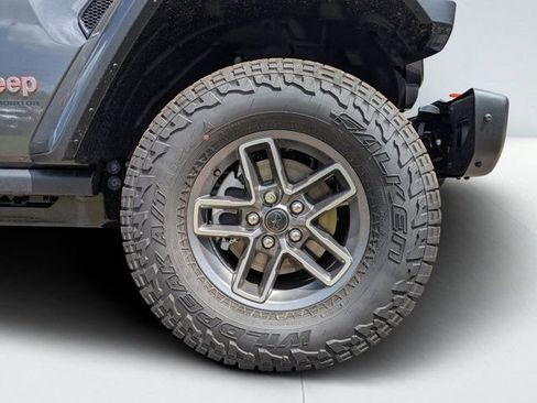 New 2026 Jeep Gladiator Mojave AWD/4WD image 10