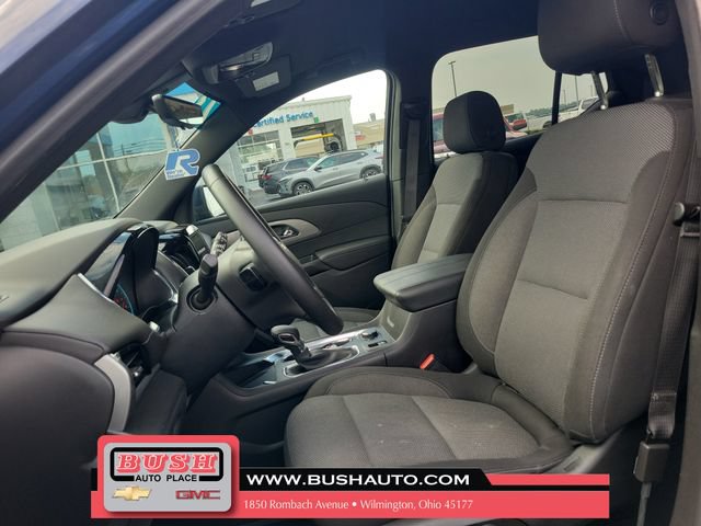 Used 2023 Chevrolet Traverse LT FWD image 17