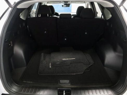 Certified 2024 Hyundai Tucson SEL FWD image 18