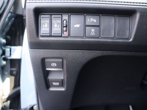 Used 2026 Honda Odyssey Touring image 32