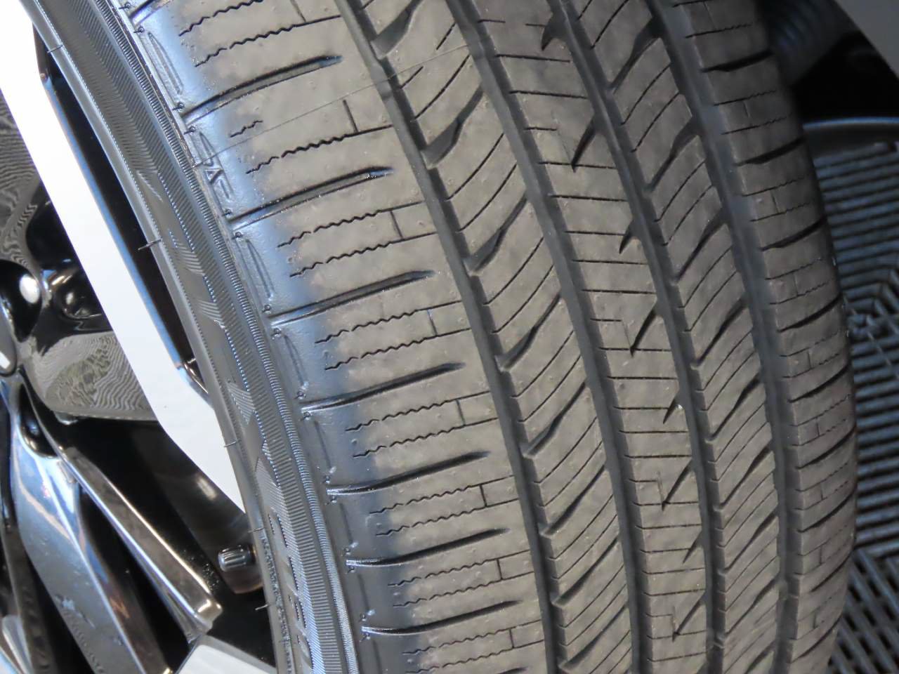 Used 2025 Kia Telluride S AWD/4WD image 8