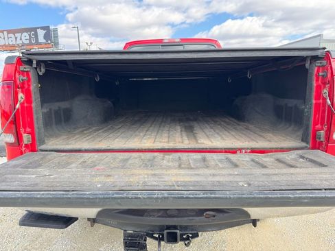 Used 2006 Ford F350 XLT image 41
