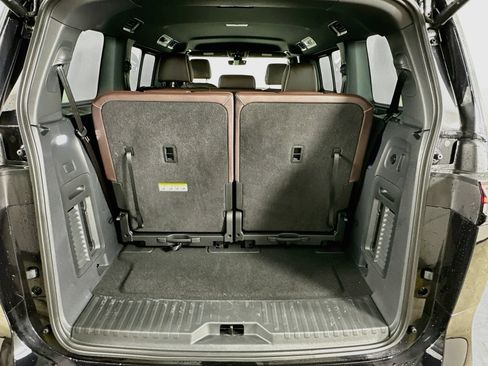 Used 2025 Volkswagen ID. Buzz Pro S RWD image 35