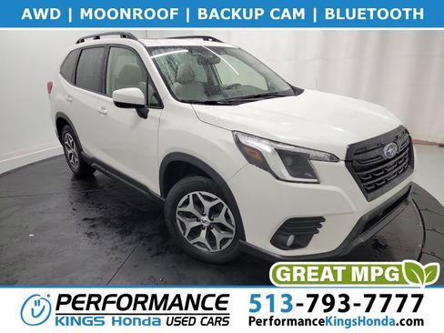 Used 2022 Subaru Forester Premium image 1