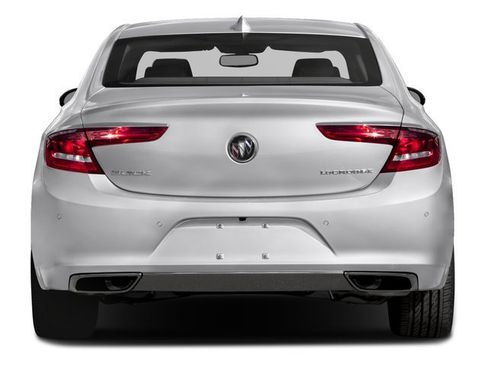 Used 2018 Buick LaCrosse Essence FWD image 9