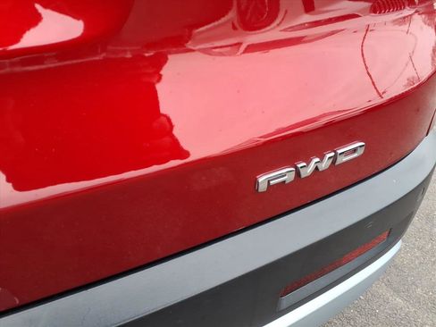 Used 2023 GMC Acadia SLT image 12