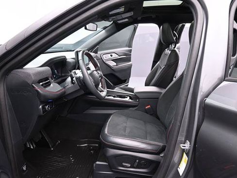 Used 2025 Ford Explorer ST w/ Sun And Sound Package AWD/4WD image 15