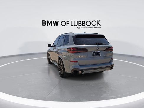 Used 2026 BMW X5 xDrive50e w/ M Sport Package AWD/4WD image 7
