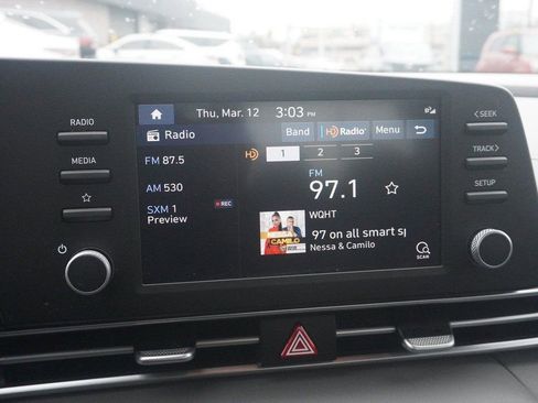 Used 2023 Hyundai Elantra SEL image 37