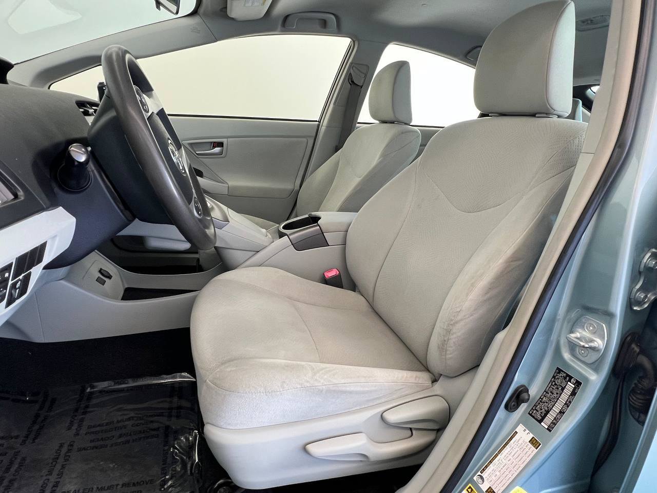 Used 2013 Toyota Prius Two FWD image 8