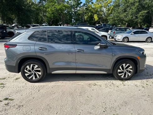Used 2025 Volkswagen Tiguan S FWD image 18