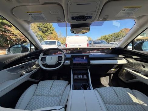 New 2026 Lincoln Nautilus Black Label w/ Jet Appearance Package image 11