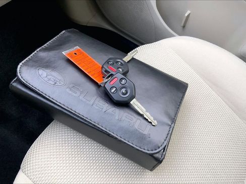 Used 2013 Subaru Crosstrek 2.0i Premium image 14