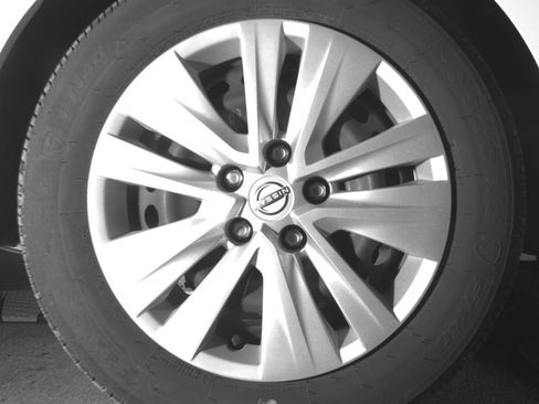 Used 2025 Nissan Sentra S image 15