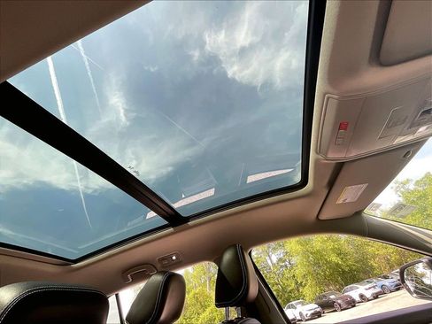 Used 2023 Volkswagen Atlas SE w/ Panoramic Sunroof Package AWD/4WD image 22