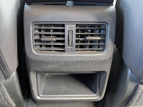 Used 2024 Nissan Rogue S image 16