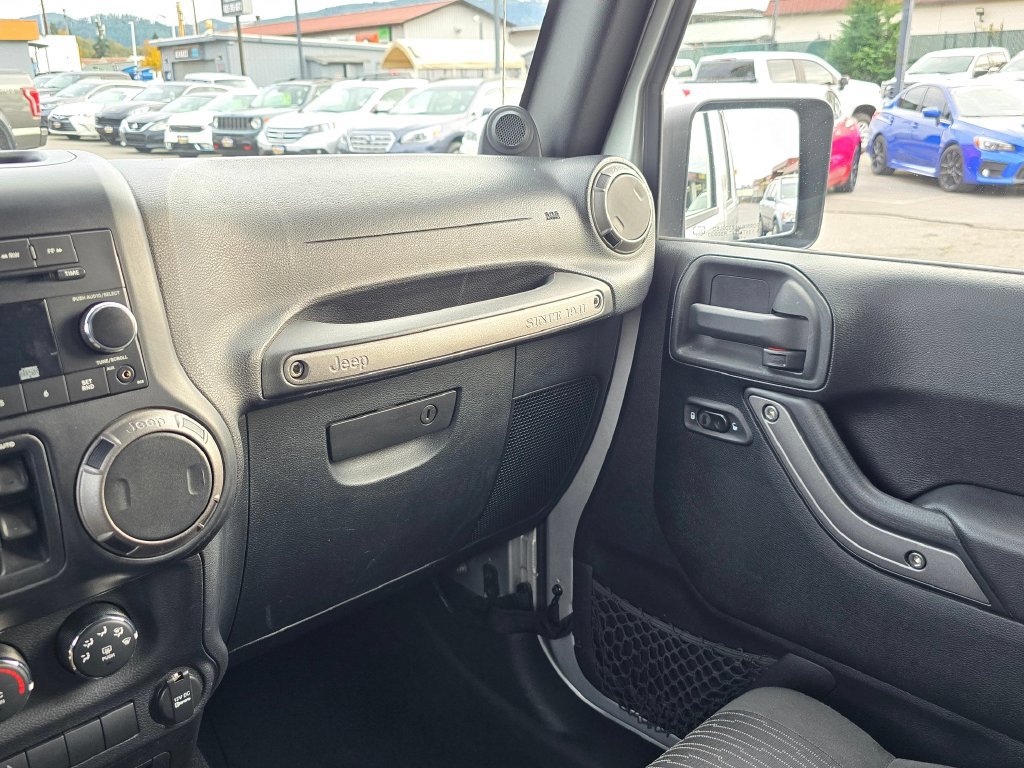 Used 2011 Jeep Wrangler Unlimited Sport AWD/4WD image 29