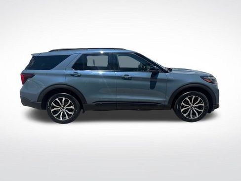 Used 2025 Ford Explorer ST-Line AWD/4WD image 6