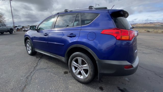 Used 2015 Toyota RAV4 XLE AWD/4WD image 6