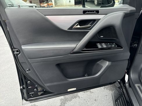 Used 2024 Lexus LX 600 F Sport image 26