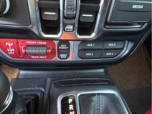 Used 2024 Jeep Wrangler Unlimited Rubicon 392 AWD/4WD image 20