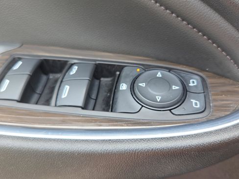 Used 2024 Chevrolet Malibu LT image 27