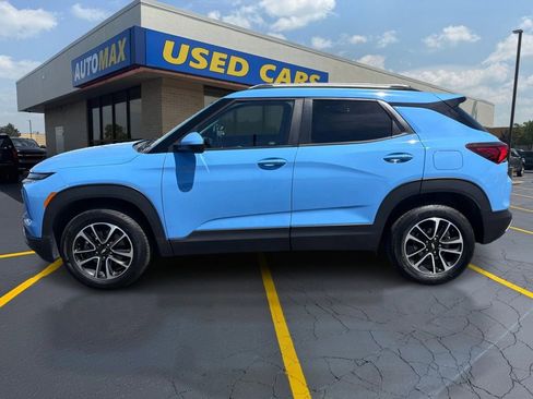 Used 2024 Chevrolet TrailBlazer LT w/ LT Cold Weather Package AWD/4WD image 8