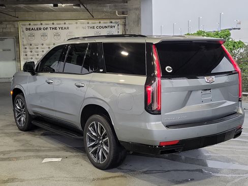 Used 2024 Cadillac Escalade Sport AWD/4WD image 3