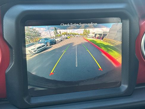 Used 2020 Jeep Wrangler Unlimited Rubicon image 25