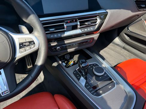 Used 2021 BMW Z4 M40i w/ Shadowloine Package RWD image 12
