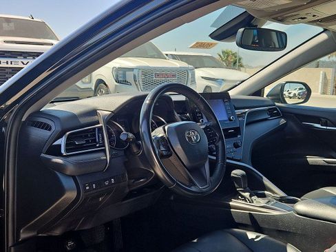 Used 2022 Toyota Camry SE w/ Convenience Package FWD image 10