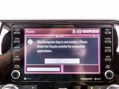 Used 2021 Toyota Highlander XLE image 21