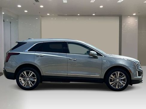 Used 2025 Cadillac XT5 Premium Luxury AWD/4WD image 5