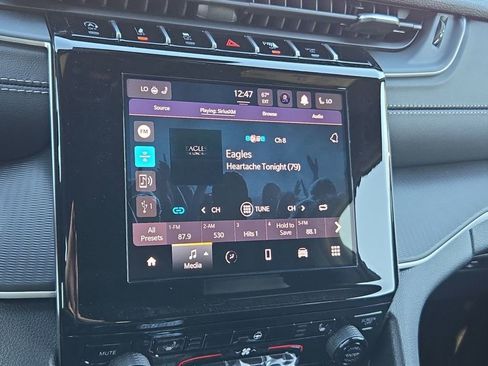 New 2025 Jeep Grand Cherokee Altitude RWD image 19