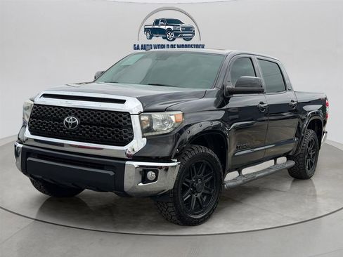 Used 2018 Toyota Tundra SR5 w/ SR5 Upgrade Package image 6