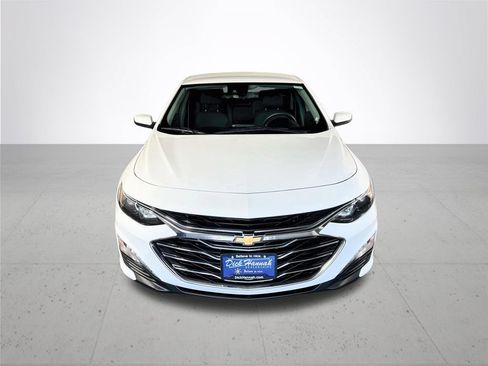 Used 2024 Chevrolet Malibu LT FWD image 3