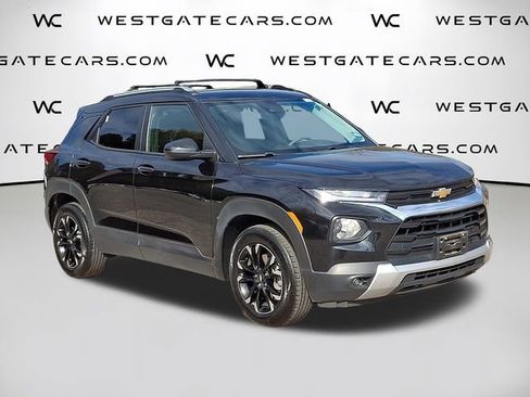 Used 2023 Chevrolet TrailBlazer LT w/ Convenience Package image 2