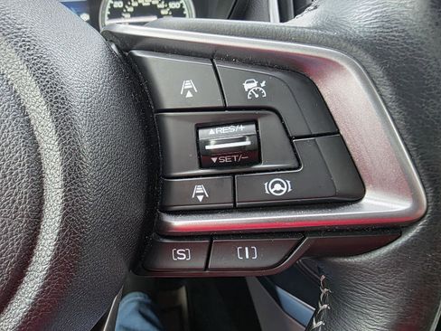 Used 2020 Subaru Forester Premium image 17