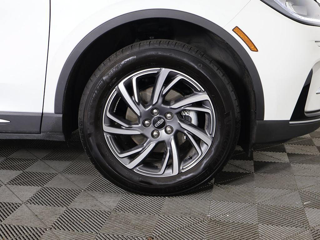 Used 2024 Lincoln Corsair AWD image 21
