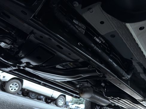 New 2025 Ford Ranger Lariat w/ FX4 Off-Road Package image 37