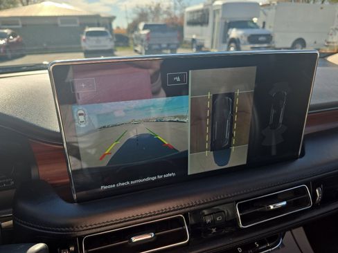 Used 2022 Lincoln Nautilus Reserve w/ Equipment Group 201A image 33